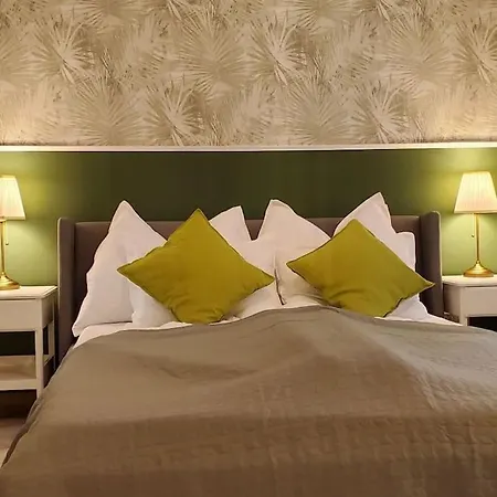 Dn * 부다페스트